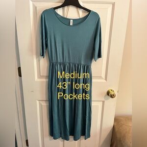 Zenana Outfitters Teal Midi Dress with Pockets